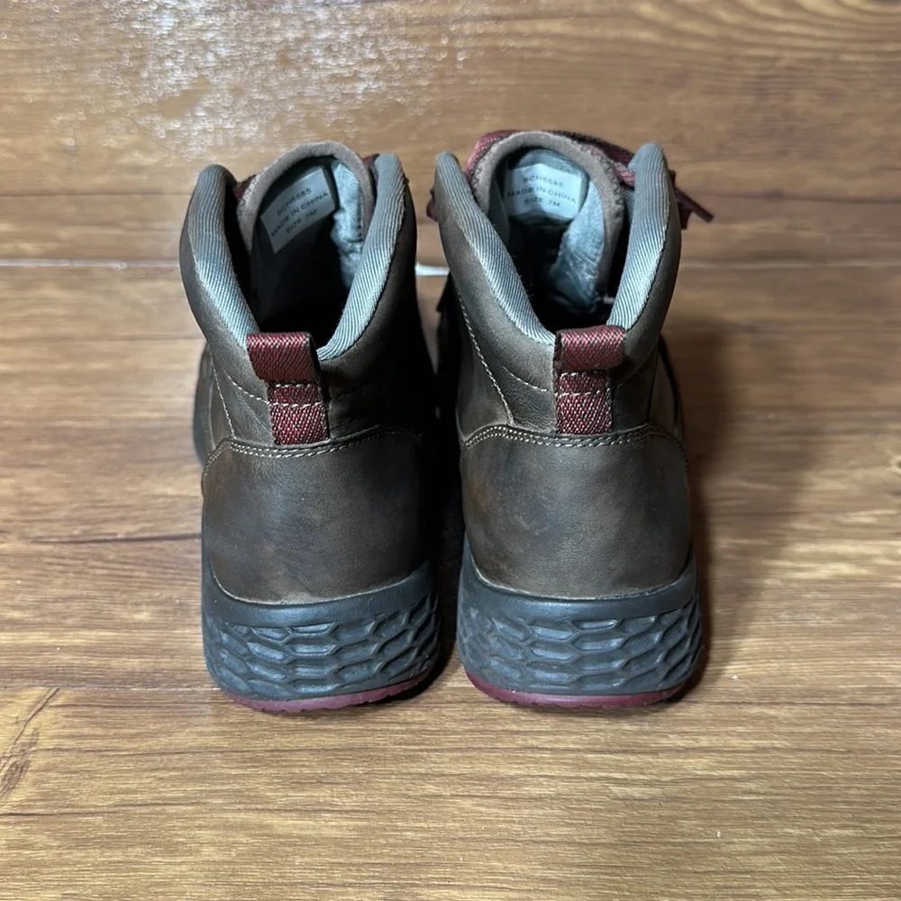 Rockport Hydro shield water proof men’s boot size 7M